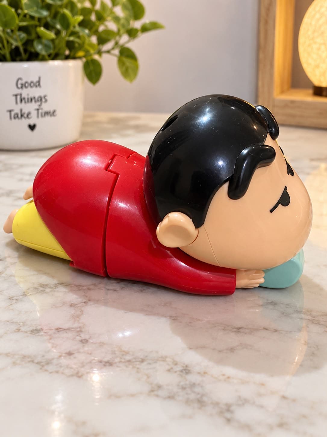 Shinchan Crawling Movable Figure